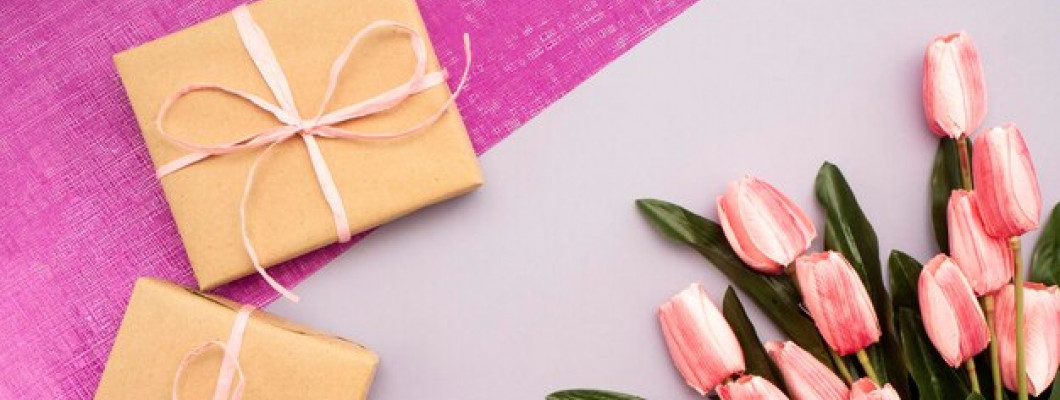 8 Mart üçün Hədiyyə Seçimləri 8 Mart üçün Hədiyyə Seçimləri
