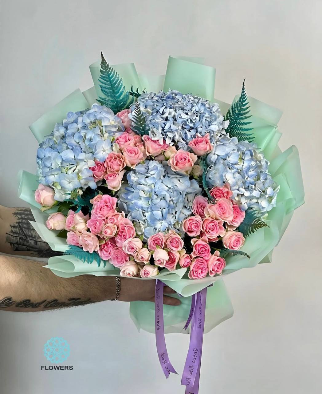 Spray Roses with Blue Hydrangeas